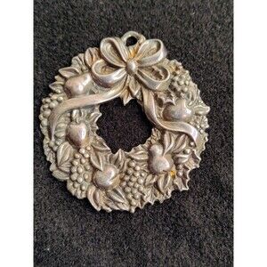 R&B Vintage Pewter Christmas Wreath Ornament Fruit Grapes Bow Silver Tone